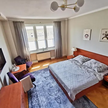 Centrum Swietojanska * גדינייה